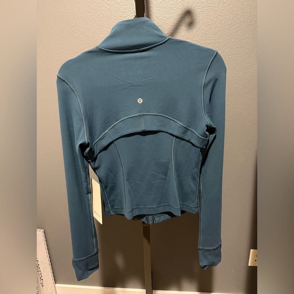 Lululemon Define Cropped Jacket - Indochine Blue (NWT) - Picture 6 of 7